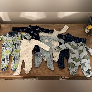 Set of 7 preemie footies